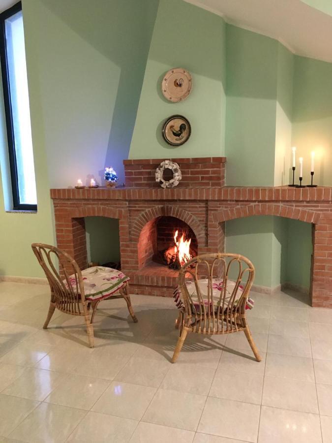 Castel Campagnano Lisandro Wine Resort Apartments Caserta المظهر الخارجي الصورة